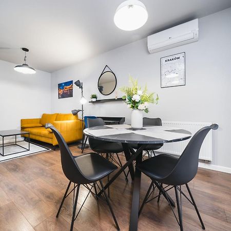 Apartament Z Tarasem Oraz Podziemnym Parkingiem Apartment Krakow Ngoại thất bức ảnh